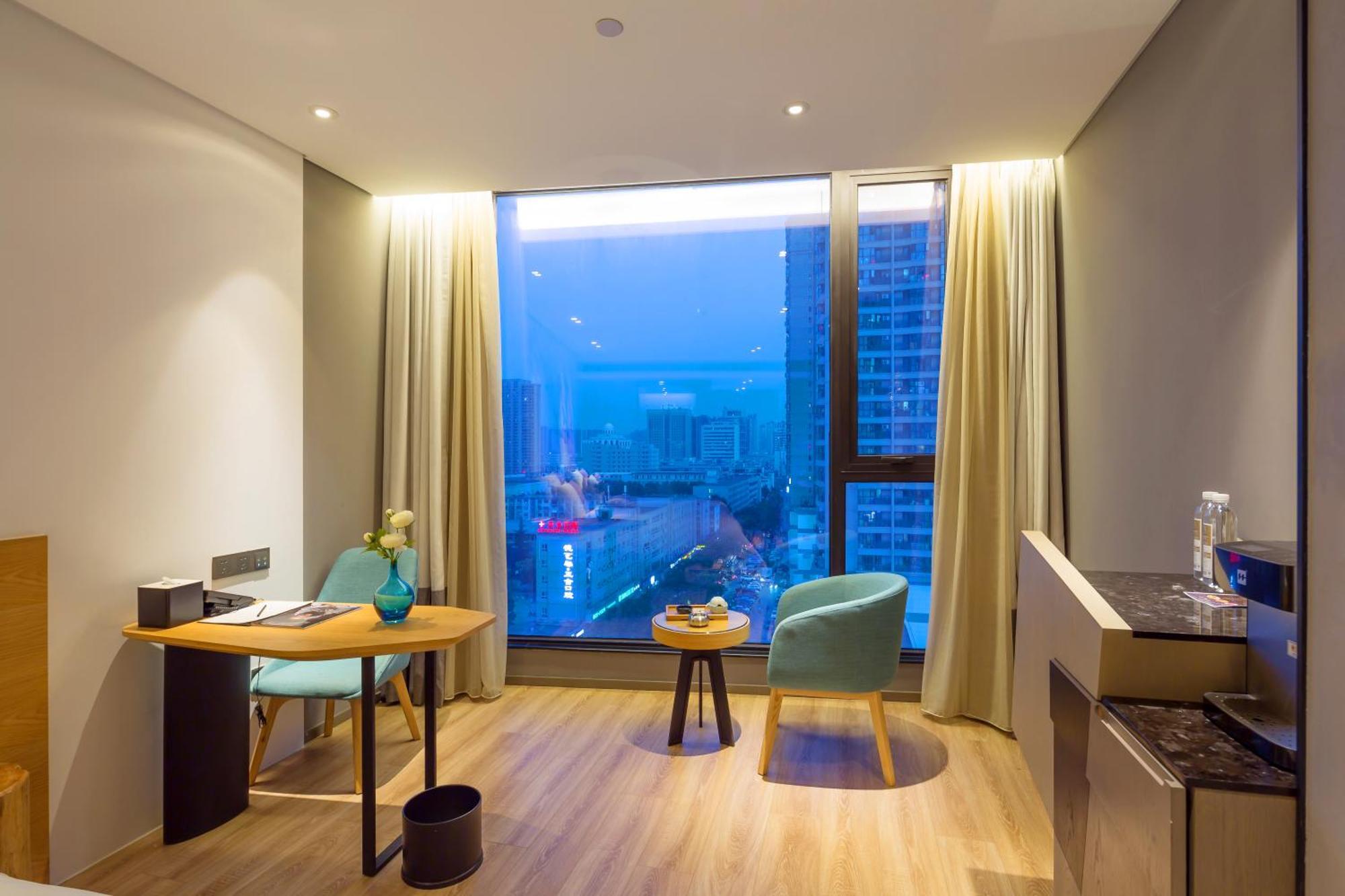 M Hotel Zhengzhou Esterno foto