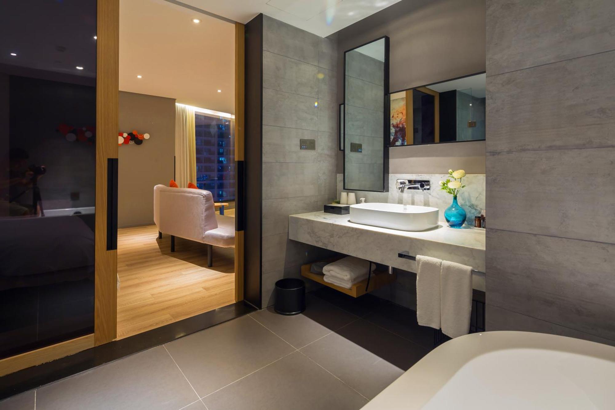 M Hotel Zhengzhou Esterno foto