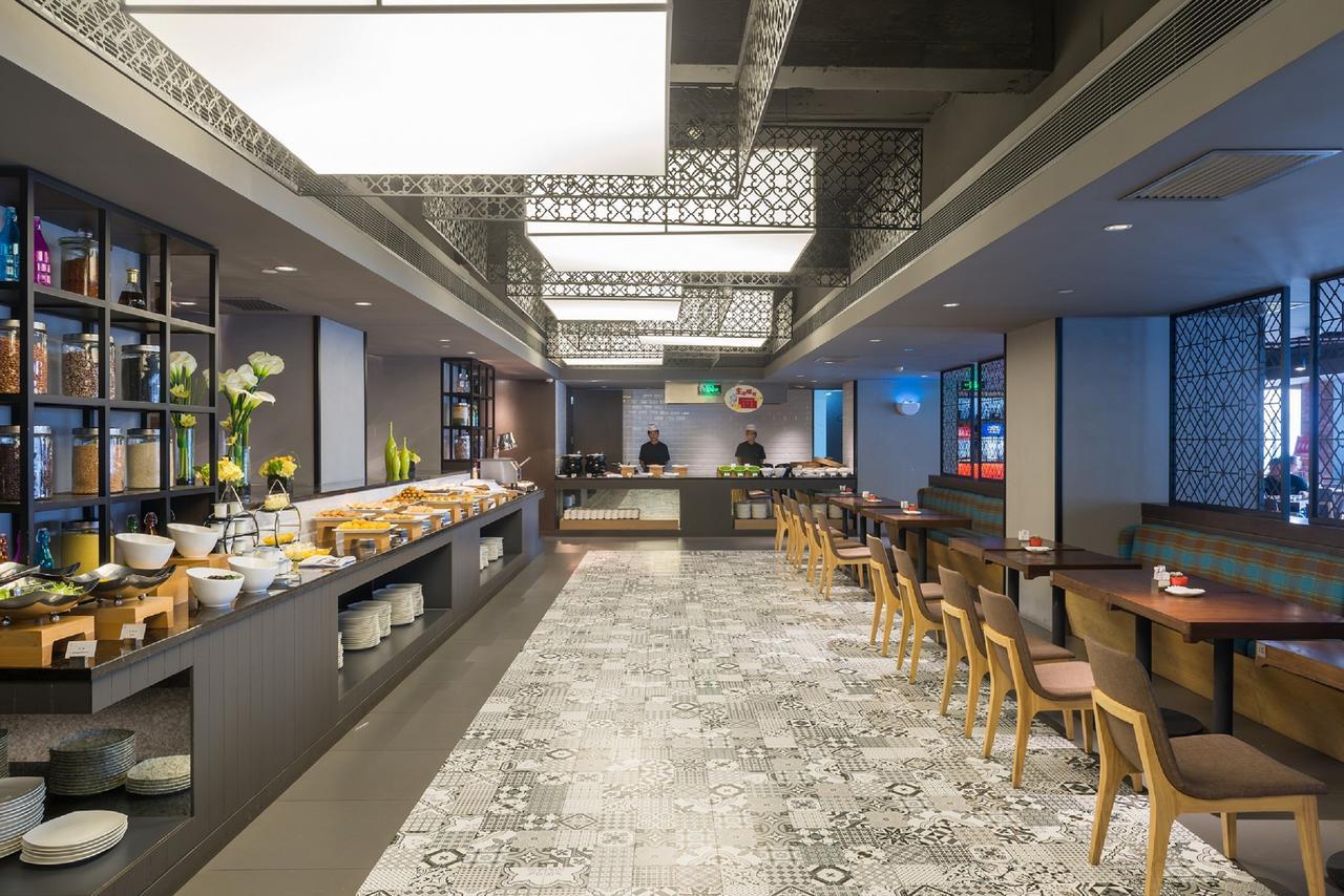 M Hotel Zhengzhou Esterno foto