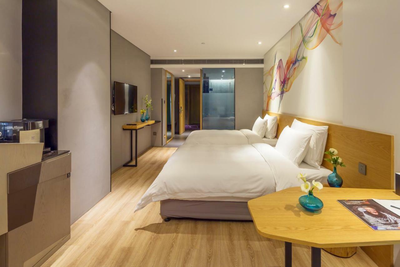 M Hotel Zhengzhou Esterno foto